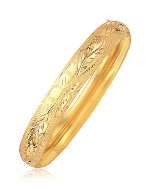 Classic Floral Carved Bangle in 14k Yellow Gold (10.0mm)