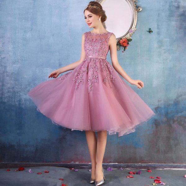 Sleeveless Lace Prom Dresses 2