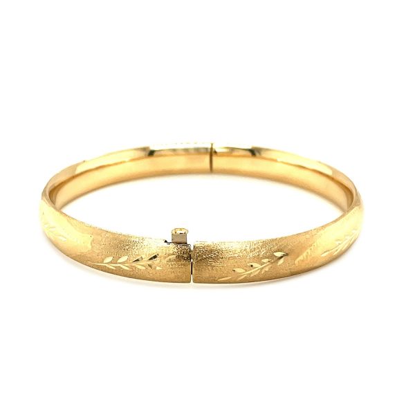 Classic Floral Carved Bangle in 14k Yellow Gold (8.0mm) 2